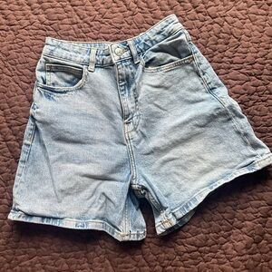Zara Light Blue Denim Mom Shorts